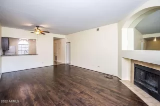 Photo #6: 6427905 Listing