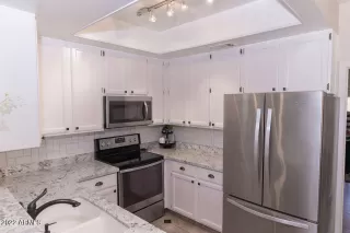 Photo #4: 6428206 Listing