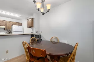 Photo #5: 6428213 Listing