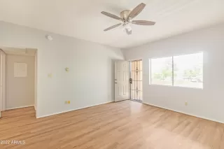 Photo #3: 6428307 Listing