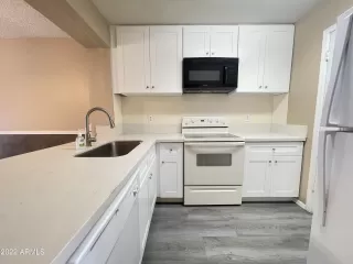 Photo #2: 6428514 Listing
