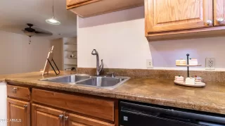 Photo #3: 6428672 Listing 