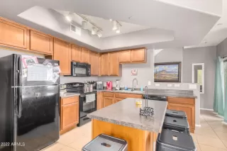 Photo #6: 6428725 Listing 