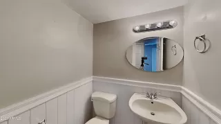 Photo #4: 6429105 Listing