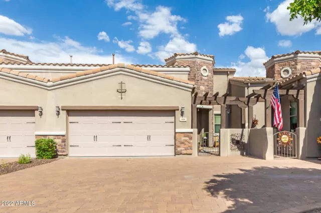 MLS: 6429214 Condo For Sale