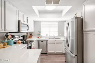 Photo #3: 6429298 Listing