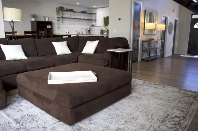 MLS: 6429458 Condo For Sale