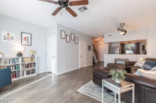 Photo #4: 6429693 Listing