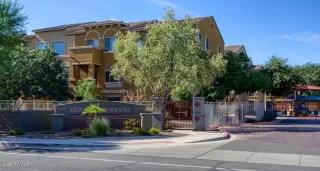 Photo #5: 6429702 Listing 