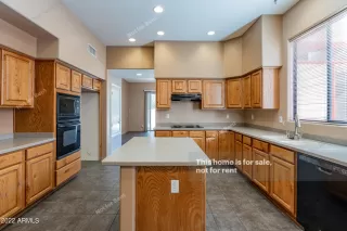 Photo #3: 6429917 Listing