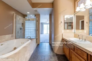 Photo #5: 6429917 Listing