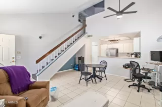 Photo #6: 6430069 Listing