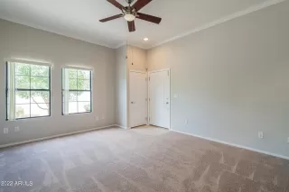 Photo #5: 6430070 Listing