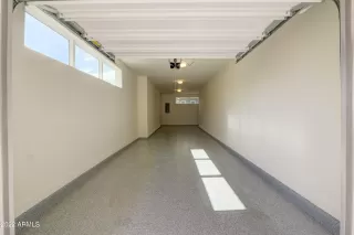 Photo #4: 6430133 Listing