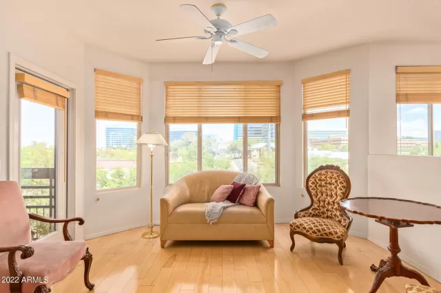 MLS: 6430514 Condo For Sale