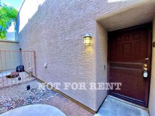 Photo #5: 6430549 Listing