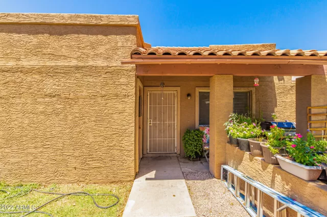 MLS: 6430641 Condo For Sale