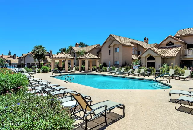 MLS: 6430774 Condo For Sale