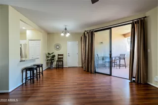 Photo #6: 6430774 Listing 