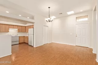 Photo #3: 6430792 Listing 