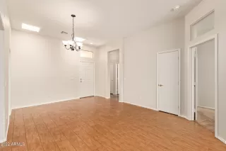 Photo #4: 6430792 Listing 