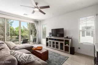 Photo #4: 6430816 Listing