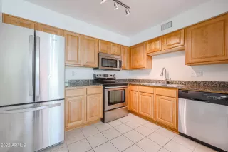 Photo #2: 6430822 Listing