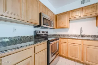 Photo #4: 6430822 Listing