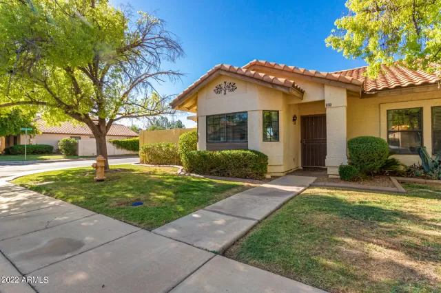 MLS: 6430910 Condo For Sale