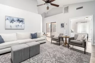 Photo #2: 6430910 Listing