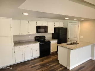 Photo #2: 6430963 Listing