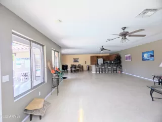 Photo #5: 6430969 Listing