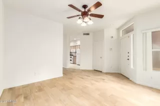 Photo #4: 6431147 Listing