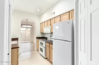 Photo #6: 6431147 Listing