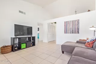 Photo #1: 6431248 Listing