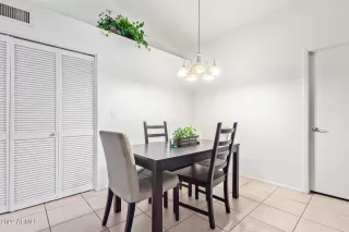 Photo #5: 6431248 Listing