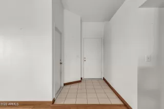 Photo #4: 6431389 Listing