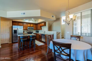 Photo #6: 6431607 Listing