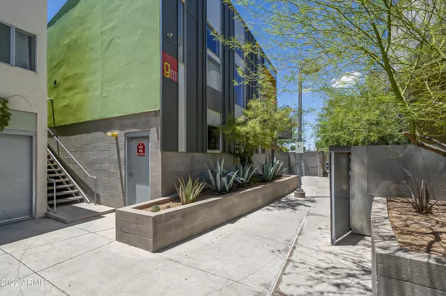 MLS: 6431618 Condo For Sale