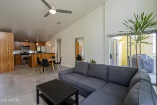 Photo #5: 6431618 Listing 