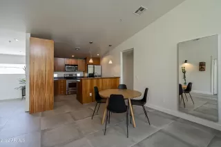 Photo #6: 6431618 Listing 