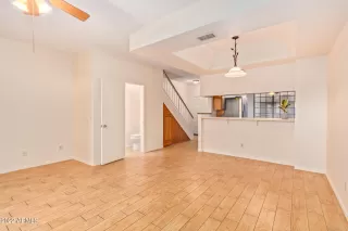 Photo #3: 6431630 Listing