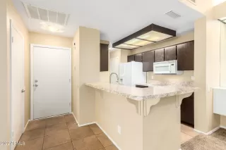 Photo #2: 6432344 Listing