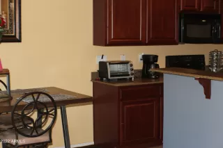 Photo #5: 6432550 Listing