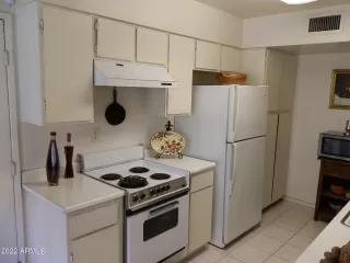 Photo #2: 6432711 Listing 