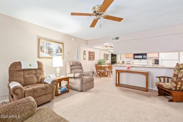 MLS: 6433011 Condo For Sale