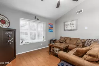 Photo #1: 6433277 Listing