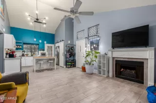 Photo #2: 6433830 Listing