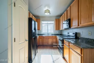 Photo #3: 6433875 Listing