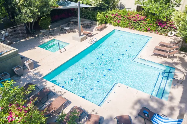 MLS: 6433996 Condo For Sale